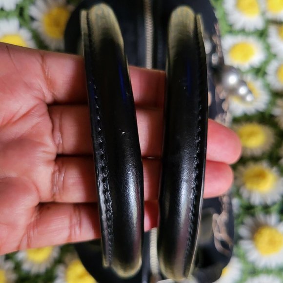 Juicy Couture Script Detail Velour Handbag - Picture 7 of 16